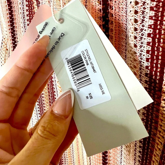 🆕 Miss Me Stitched Sleeveless Top with Tie Sides and Under Slip - Picture 8 of 13